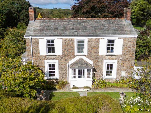 Cottage for sale in Cornwall