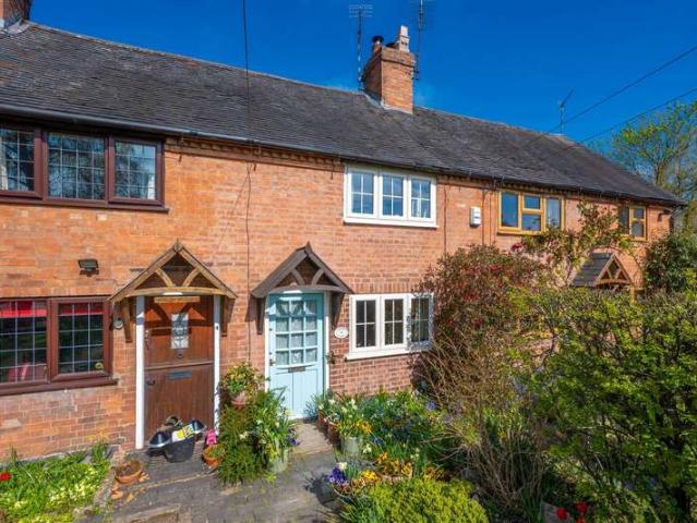 Cottage for sale in Alderminster, Warwickshire