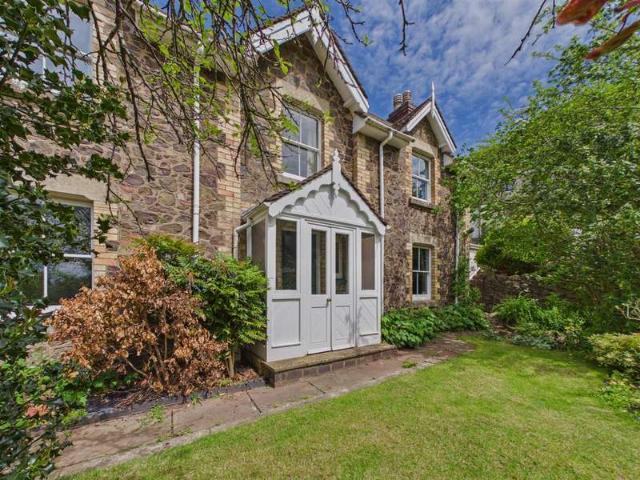 Cottage for sale in Forthampton, Worcestershire