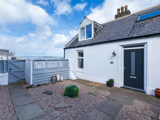 Cottage for sale in Macduff, Scotland