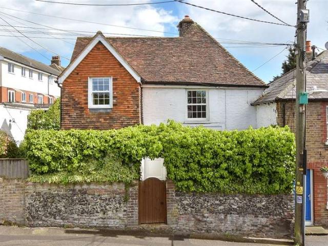 Cottage for sale in Upper Deal, Ash