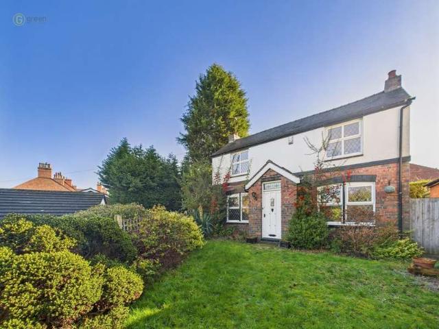 Cottage for sale in Kettlebrook, Staffordshire