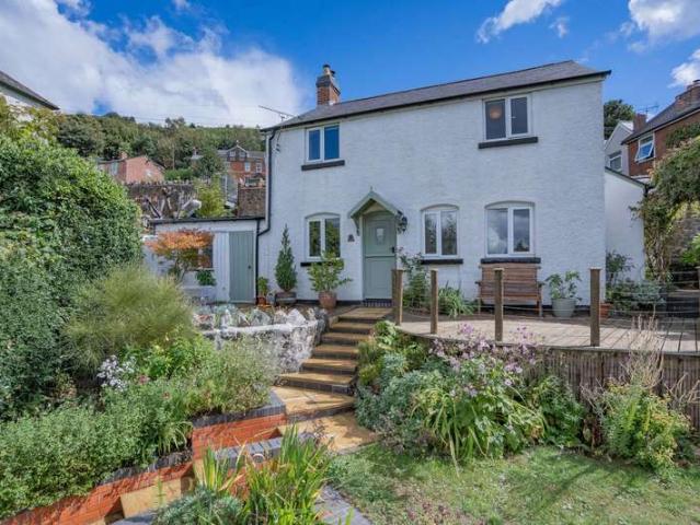 Cottage for sale in Forthampton, Worcestershire
