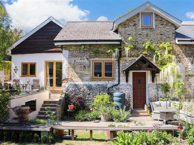 Cottage for sale in Acol, Kent