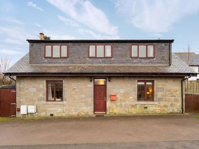 Cottage for sale in Milnathort, Scotland