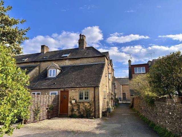 Cottage for sale in Chipping Norton, Black Bourton