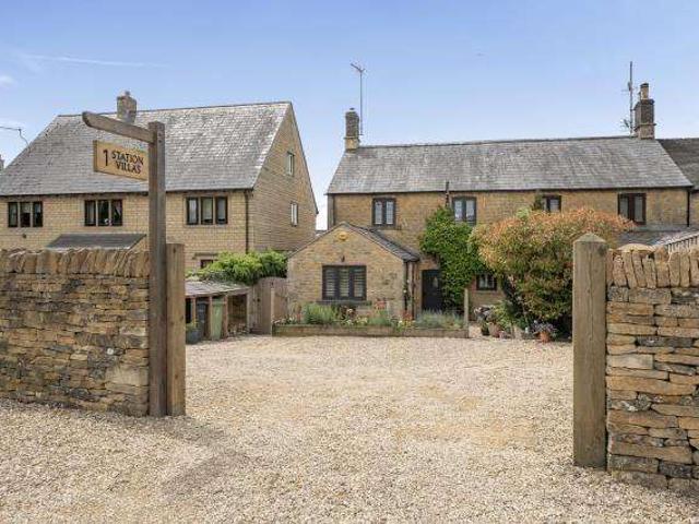 Cottage for sale in Fossebridge, Gloucestershire