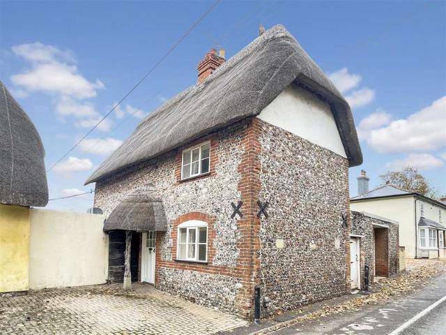 Cottage for sale in Wiltshire