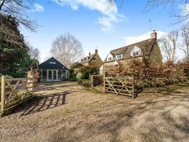 Cottage for sale in Evershot, Oxfordshire