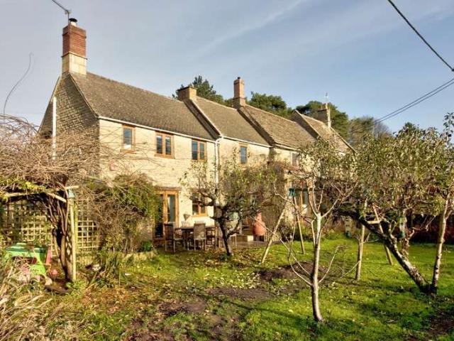 Cottage for sale in Biddestone, Hartham