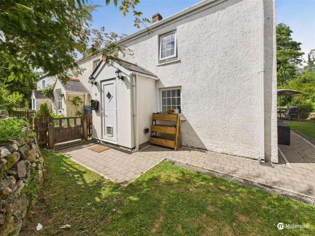 Cottage for sale in Crowan, Leedstown