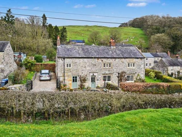 Cottage for sale in Froggatt, East Midlands