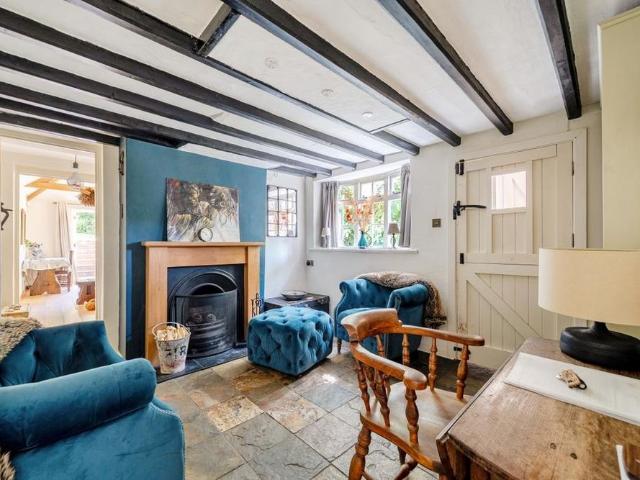 House for rent in Fole, Surrey