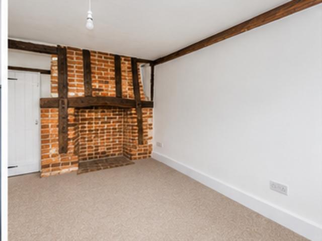 House for rent in Five Acres, Hertfordshire