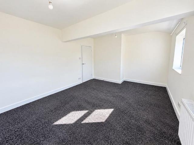 House for rent in Fairweather Green, Bradford