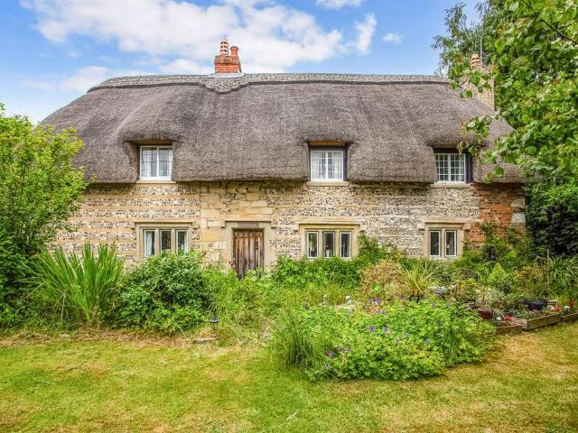 House for rent in Shrewton, Wiltshire