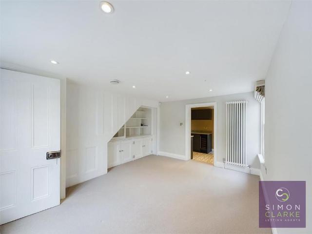 House for rent in Totteridge, Greater London