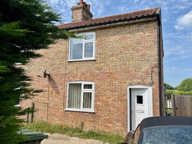 House for rent in Moulton St Mary, Crostwick