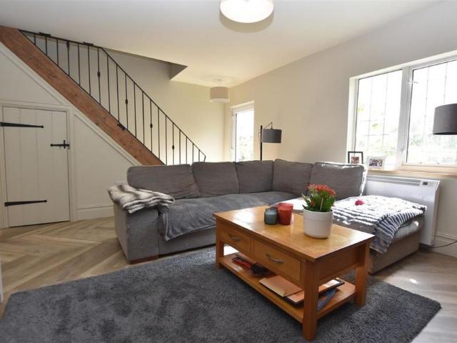 House for rent in Telham, Heathlands