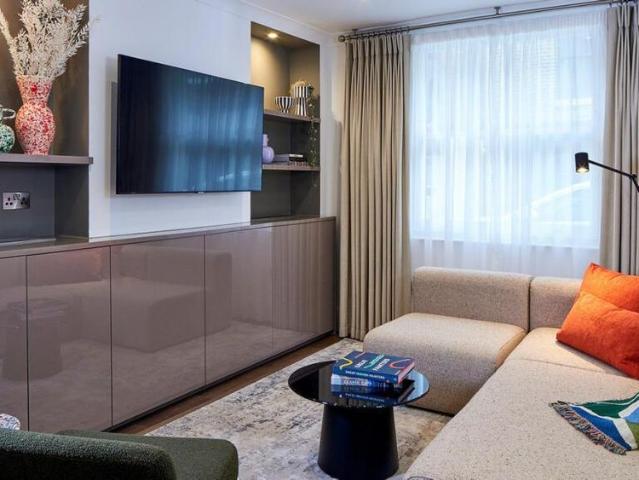 House for rent in Brompton, Greater London