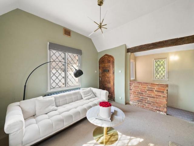 House for rent in Red Hill, Surrey
