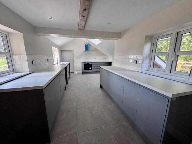 House for rent in Sutton, Eastbridge