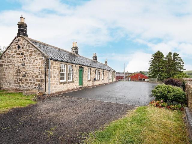House for rent in Forebridge, Scotland