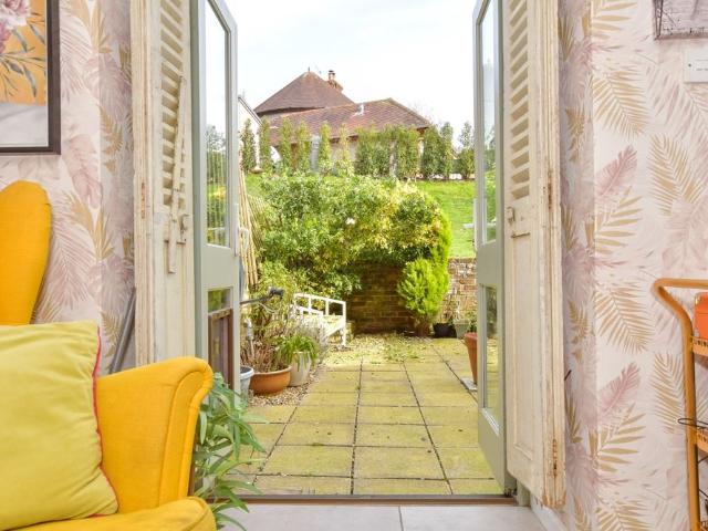 House for rent in Arundel, Clapham