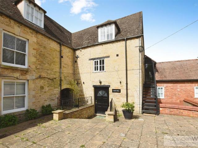 House for rent in South Luffenham, Rutland
