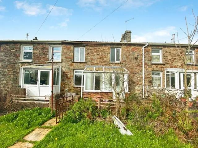 Apartment for rent in Ynysawdre, Tondu