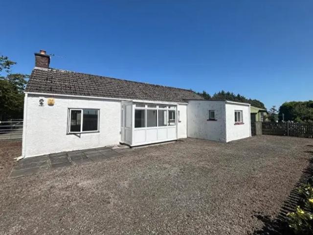 Apartment for rent in Madderty, Scotland