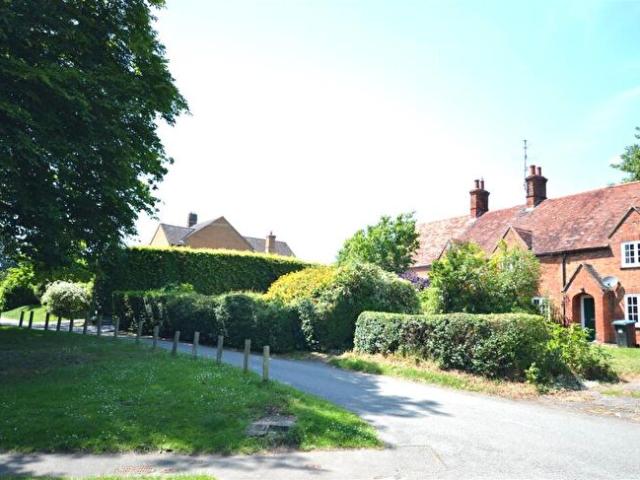 Apartment for rent in Upper Harlestone, Northamptonshire