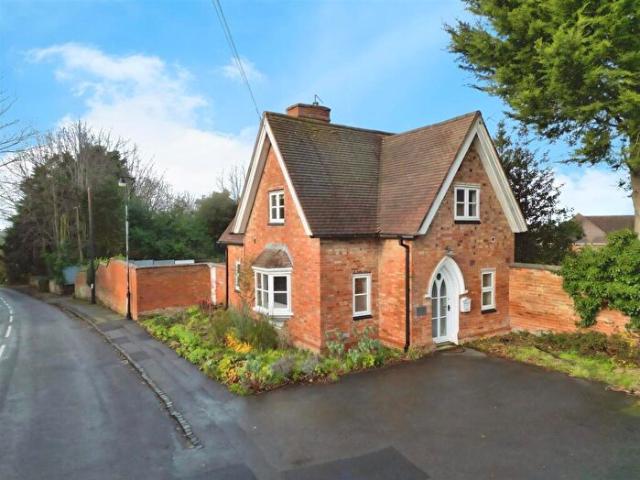 Apartment for rent in Green Close, Warwickshire