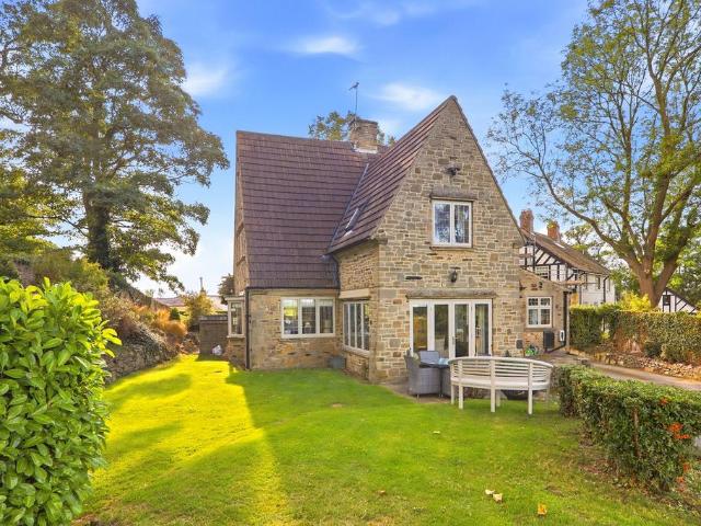 House for sale in Kirk Deighton