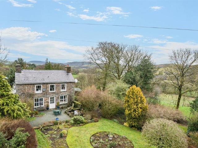 House for sale in Beulah, Wales