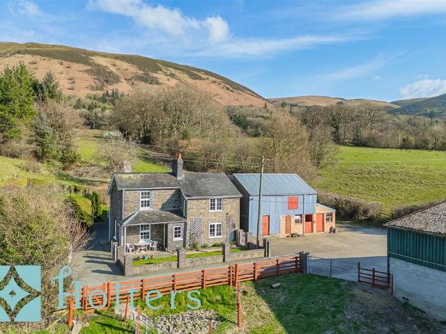 House for sale in Llandinam, Wales