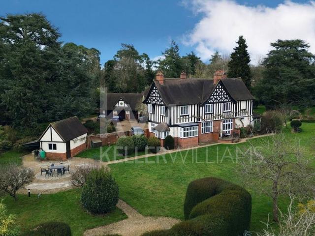 House for sale in Swallow, Buckinghamshire
