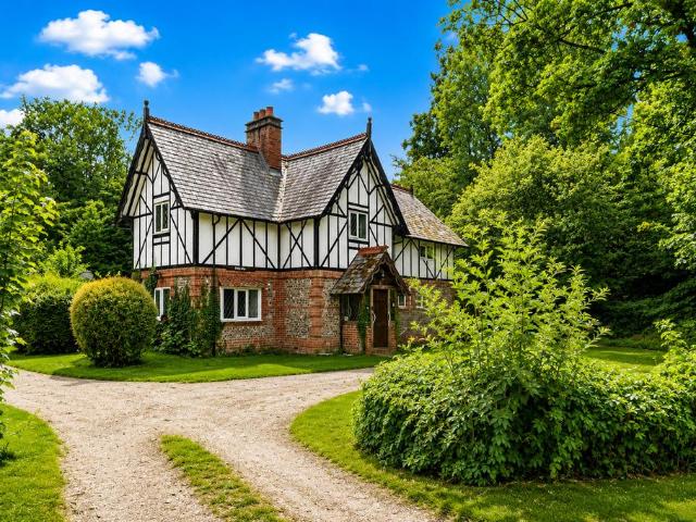 House for sale in Hampshire