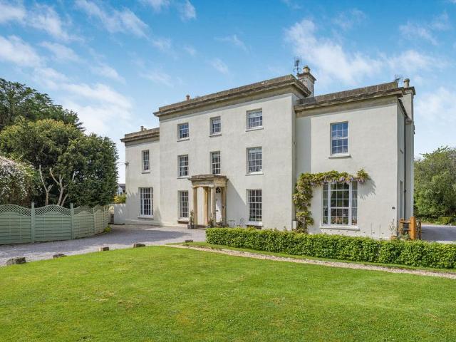 House for sale in Witcombe, Pamington