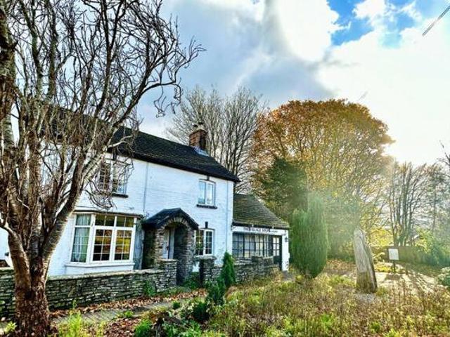 House for sale in Llanbadoc, Wales