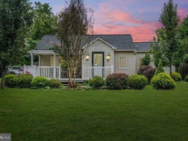 House for sale in Dayton, New Jersey