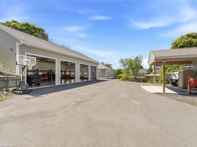 House for sale in Johnston, Rhode Island