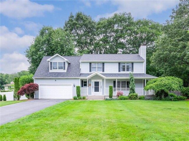 House for sale in Comstock Gardens, Cranston
