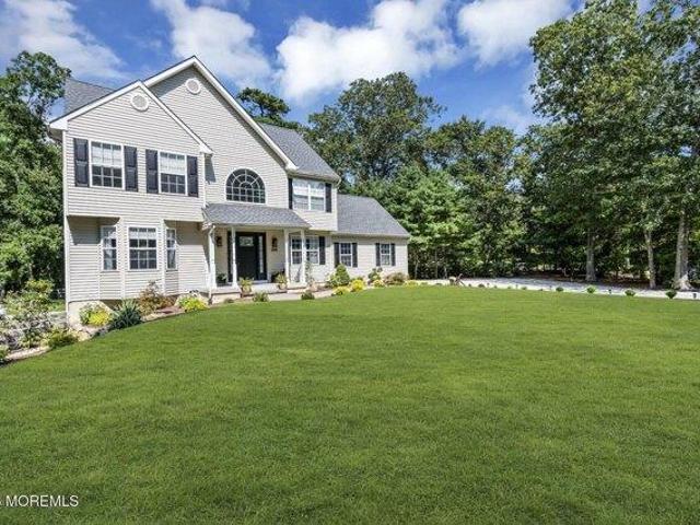 House for sale in Cream Ridge, New Jersey