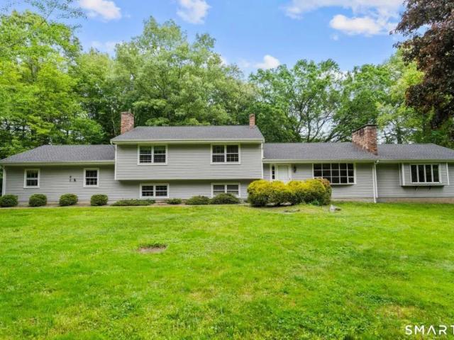 House for sale in Woodbridge, Connecticut
