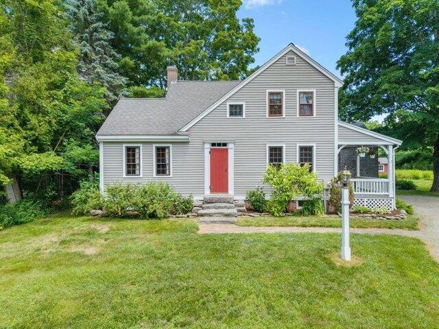 House for sale in Cumberland Center, Maine