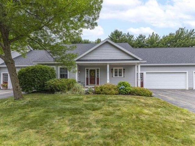 Condo for sale in Cumberland Center, Maine