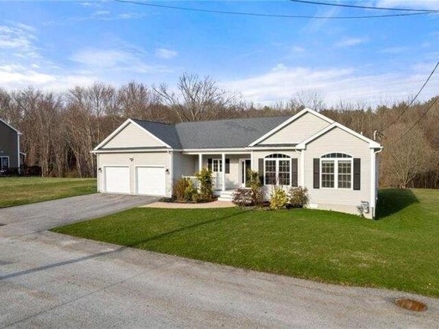 House for sale in Cumberland, Rhode Island