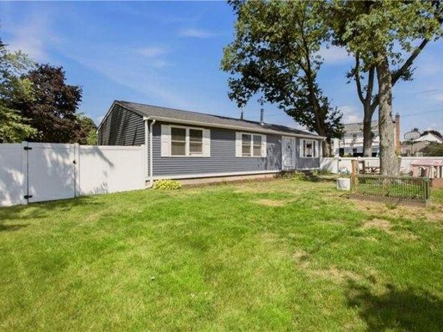 House for sale in Cumberland, Rhode Island