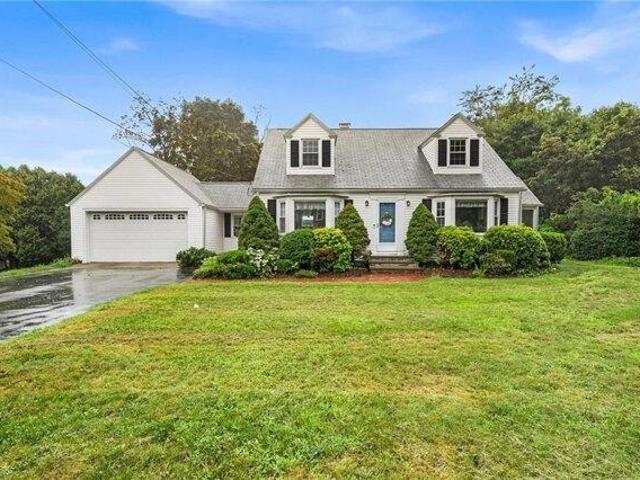 House for sale in Cumberland, Rhode Island